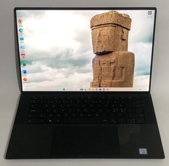Мобильная рабочая станция Б-класс Dell Precision 5550 / 15.6" (1920x1200) IPS / Xeon W-10855M (6 (12) ядра по 2.8 - 5.1 GHz) / 32 GB DDR4 / 512 GB SSD / Quadro T2000 Max-Q, 4 GB / WebCam / Win 11 Pro б/у + Подарок Флеш-накопичувач Kingston 64GB | Зображення 1