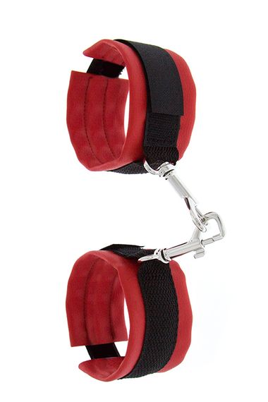 Наручники GP LUXURIOUS HANDCUFFS RED