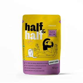 Корм влажный Half&amp;Half для взрослых кошек, кусочки с уткой в соусе в форме пауча, 100 г