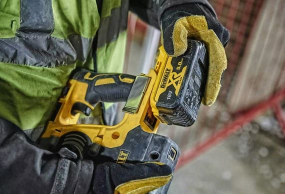 Перфоратор акумуляторний DeWALT SDS-Plus без АКБ та ЗП DCH274N | Зображення 2