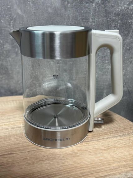 Электрочайник Grunhelm EKG-25707W 1,7 л закаленное стекло скрытый нагревательный элемент LED-подсветка 2200 Вт Белый | Зображення 7