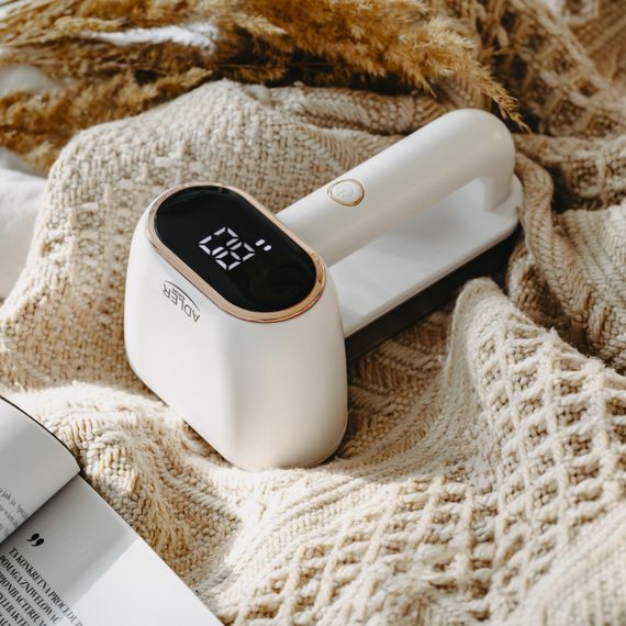 Машинка для удаления катышков Adler AD 9622 белая аккумуляторная с LCD дисплеем, двойная головка | Зображення 7