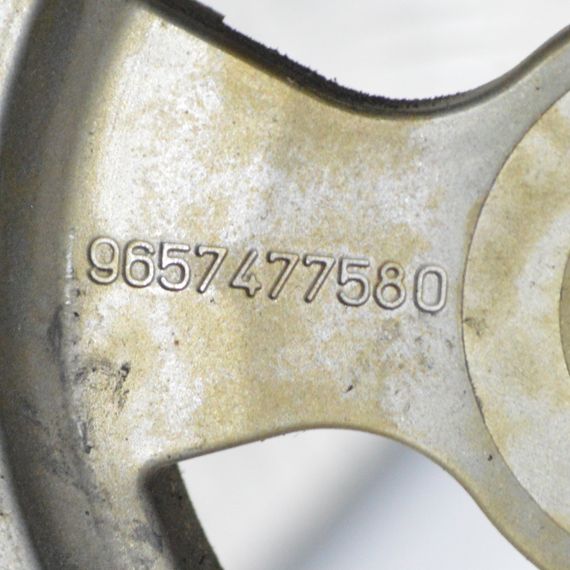 Шестерня розподільного валу Citroen 1.6 HDI зірочка приводу розпредвалу Сітроен 9657477580 | Зображення 3