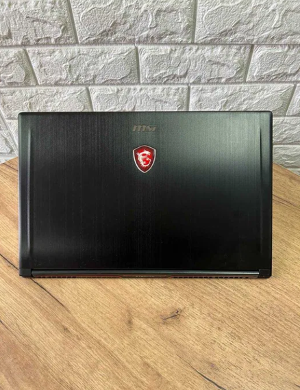 Ноутбук MSI GS63VR 7RG 15.6" FHD IPS 120Hz i7 7700HQ 32Gb SSD 512Gb GTX 1060 Б/В | Зображення 1