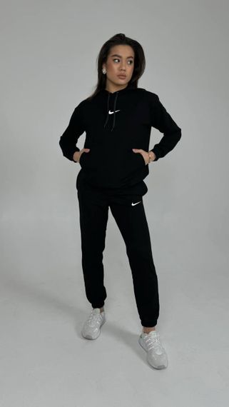 Жіночий спортивний костюм Nike колір чорний | Зображення 4