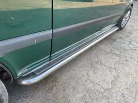 Боковые пороги Premium (2 шт., нерж.) d60, Короткая/Средняя базы для Mercedes Vito / V W447 2014-2024 гг