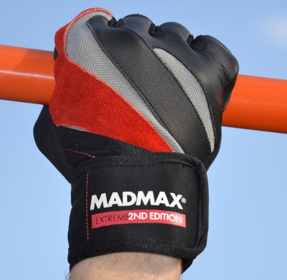 Рукавички для фітнесу MadMax MFG-568 Extreme 2nd edition Black/Red S | Зображення 8