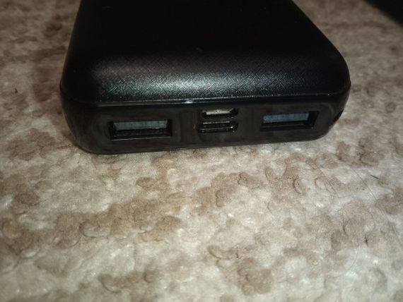 УМБ Power Bank YJ-498B / 10000 mAh / 12W / до 36V/ 2.1A б/в | Зображення 2