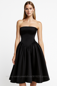 Чорна випускна сукня