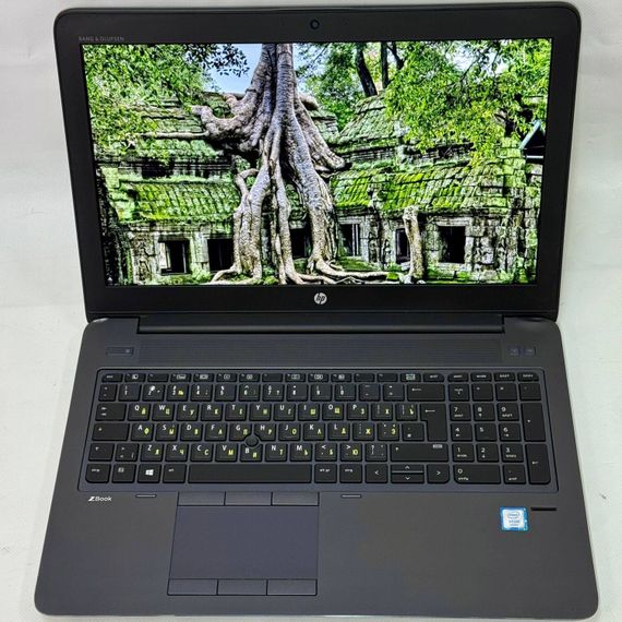 Мобильная рабочая станция Б-класс HP ZBook 15 G3 / 15.6" (1920x1080) IPS / Intel Core i7-6820HQ (4 (8) ядра по 2.7 - 3.6 GHz) / 16 GB DDR4 / 256 GB SSD / nVidia Quadro M1000M, 2 GB GDDR5, 128-bit / WebCam / Windows 10 Pro б/у | Зображення 3