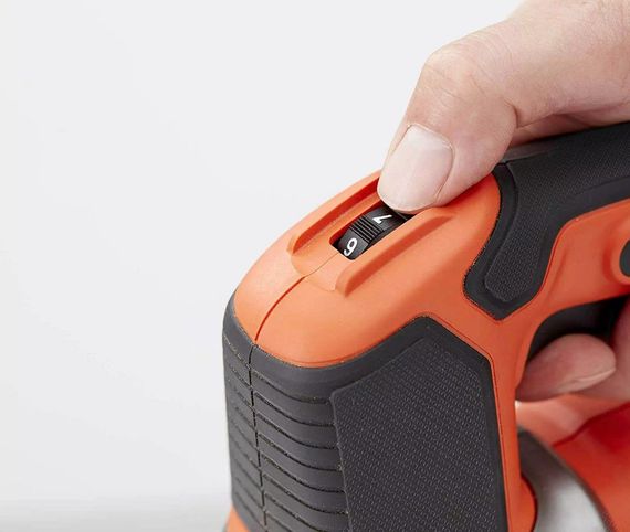Лобзик електричний Black&Decker BES610K | Зображення 1