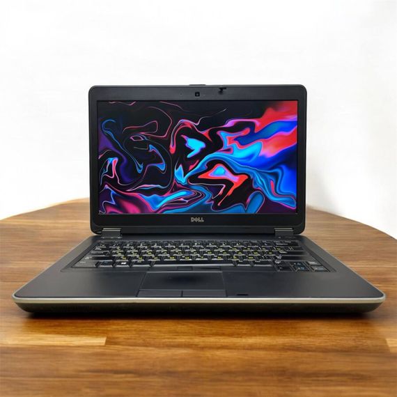 Ноутбук Б-класс Dell Latitude E6440 / 14" (1920x1080) TN / Intel Core i7-4610M (2 (4) ядра по 3.0 - 3.7 GHz) / 8 GB DDR3 / 120 GB SSD / Intel HD Graphics 4600 / WebCam б/у | Зображення 1