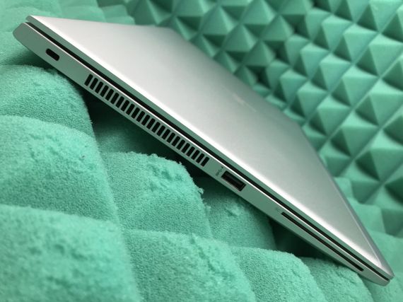 Ультрабук Б-клас HP Elitebook 745 G5 / 14" (1920x1080) IPS / AMD Ryzen 5 Pro 2500U (4 (8) ядра по 2.0 - 3.6 GHz) / 8 GB DDR4 / 256 GB SSD M.2 / AMD Radeon Vega 8 Graphics / WebCam / USB 3.1 / HDMI б/в | Зображення 6