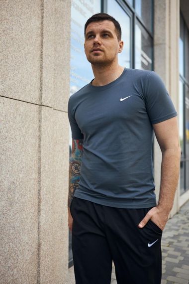 Комплект чоловічий Nike: футболка темно-сіра + шорти чорні (9972067855) | Зображення 1