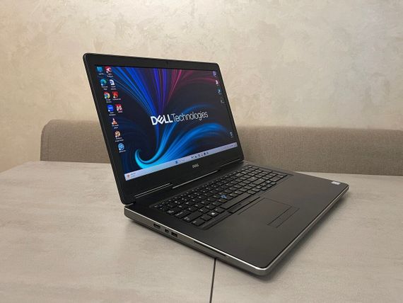 Мобильная рабочая станция Dell Precision 7710 / 17.3" (3840x2160) IPS / Intel Core i7-6820HQ (4 (8) ядра по 2.7 - 3.6 GHz) / 16 GB DDR4 / 480 GB SSD / nVidia Quadro M3000M, 4 GB GDDR5, 256-bit / WebCam б/у + Подарок Проводная мышь / USB | Зображення 4