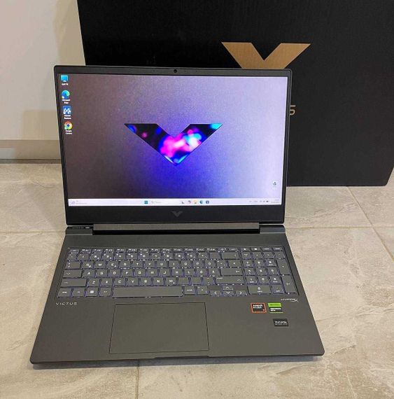Игровой ноутбук HP Victus 16-s1047nr / 16.1" (1920x1080) IPS / AMD Ryzen 7 8845HS (8 (16) ядер по 3.8 - 5.1 GHz) / 16 GB DDR5 / 1000 GB SSD / nVidia GeForce RTX 4060, 8 GB GDDR6, 128-bit / WebCam / Коробка б/у | Зображення 1