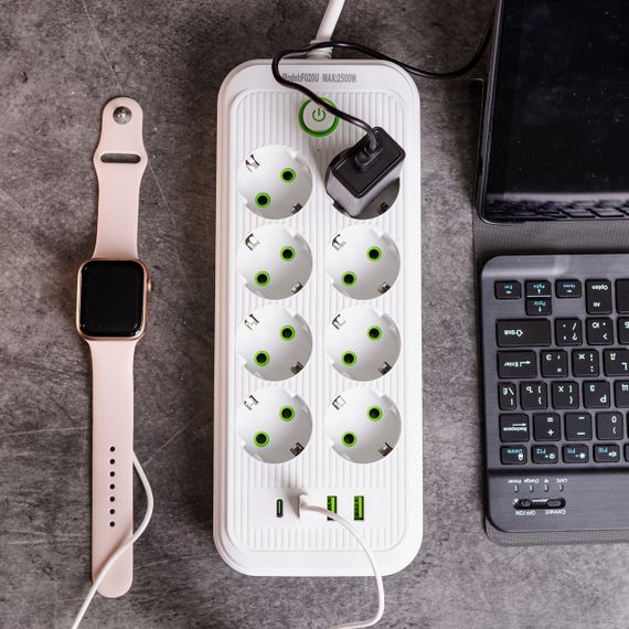 Сетевой фильтр удлинитель на 8 розеток с 3 USB 1 Type-C и кнопкой отключения F20U 2.8 м Белый HP-5-27 | Зображення 1