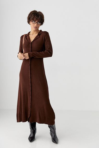 Трикотажна довга сукня на ґудзиках - коричневий цвет, ONE SIZE (є розміри)