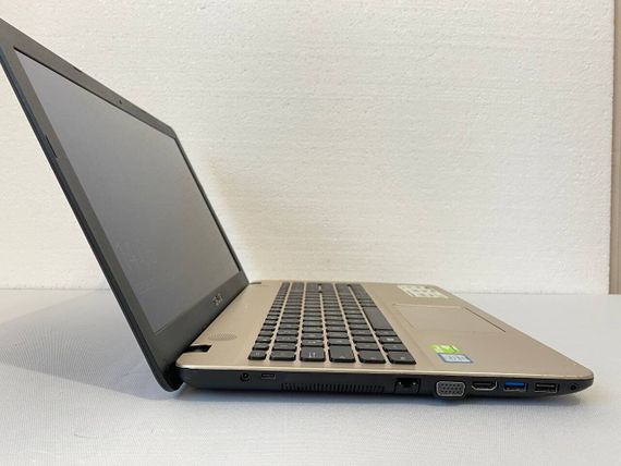Ноутбук Б-класс Asus R541U / 15.6" (1920x1080) TN / Intel Core i5-6200U (2 (4) ядра по 2.3 - 2.8 GHz) / 8 GB DDR4 / 256 GB SSD / nVidia GeForce 920MX, 2 GB GDDR3, 64-bit / WebCam / DVD-ROM б/у | Зображення 3