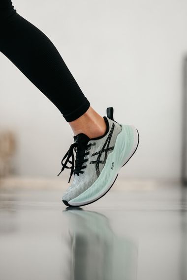 Кросівки Asics Superblast весна / літо / осінь 1395 39 - 25 см