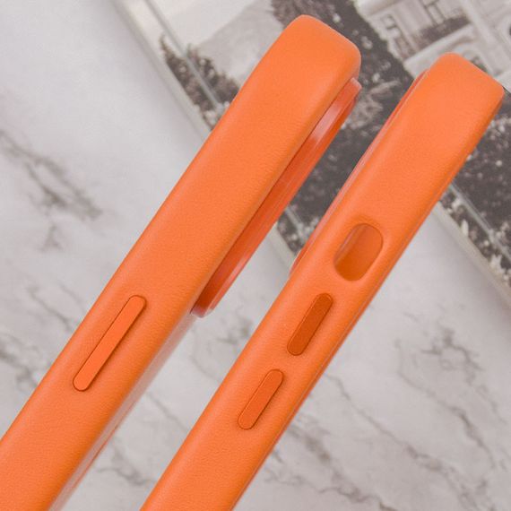 Кожаный чехол Leather Case (AAA) with MagSafe and Animation для Apple iPhone 14 Pro (6.1") Orange | Зображення 6