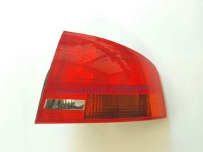 Ліхтар задній зовнішній правий Audi A4 B7 '05-08 (Depo) 8E5945096