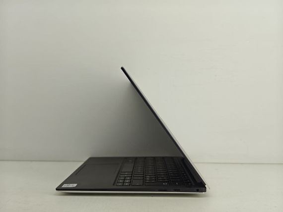 Ультрабук Dell XPS 13 7390 / 13.3" (1920x1080) IPS / Intel Core i7-10710U (6 (12) ядер по 1.1 - 4.7 GHz) / 16 GB DDR3 / 512 GB SSD / Intel UHD Graphics / WebCam б/у | Зображення 4