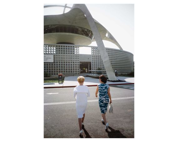 Книга про мистецтво світлини Гаррі Виногранд Garry Winogrand: Winogrand Color подарункові книги для фотографів | Зображення 4