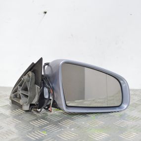 Дзеркало праве Audi A4 B6 2000-2005 електричне 5 pin Дзеркало праве Ауді а4 б6 5 пінів 50010FA0