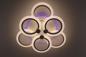 Люстра світлодіодна стельова LED світильник для квартири на стелю лед з пультом 25608 Білий 11х47х47 см.