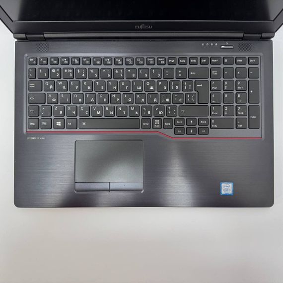 Ноутбук Fujitsu LifeBook U759 / 15.6" (1920x1080) IPS / Intel Core i5-8265U (4 (8) ядра по 1.6 - 3.9 GHz) / 8 GB DDR4 / 256 GB SSD / Intel UHD Graphics / WebCam б/у | Зображення 3