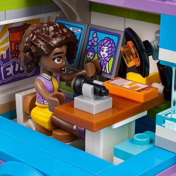 Конструктор LEGO Friends Фургон редакции новостей 446 деталей (41749) ff | Зображення 8