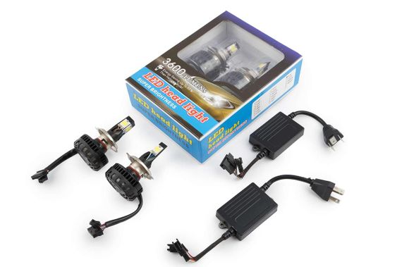 Лампы диодные автомобильные H4   (пара)   (12V 3600 LUMENS, три кристалла, принуд. охлаждение)   (аналог