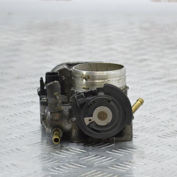 Дросельна заслінка VW Volkswagen 1.6 Bora Golf IV Polo Фольксваген Бора Гольф 4 Поло 06A133064J 408237111012 | Зображення 4