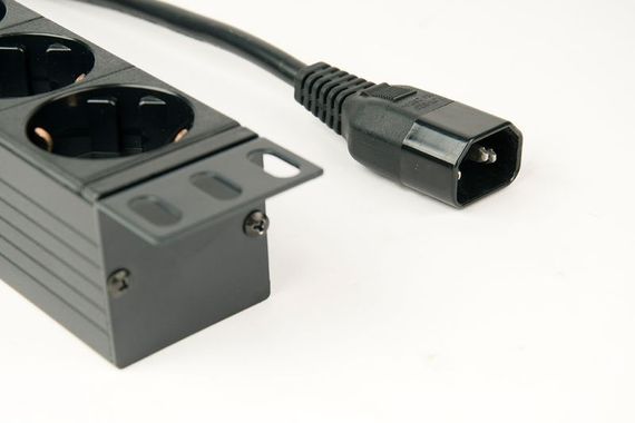 Модуль розподілу живлення EG-PDU-014-C14, 1U, 16A, 8шт євророзеток, 3м кабель С14 | Зображення 1