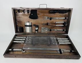 Подарочный набор для пикника BBQ MAX ручной работы (шампура и аксессуары).