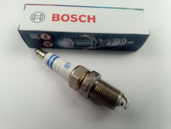 Свічка запалювання BOSCH PLUS FR8DCX +19 (Lanos 1.6) (0242229660)Цена за шт.
