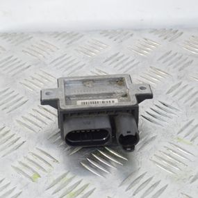 Реле свічок накалу BMW E46 E60 E61 E83 E87 E90 E91 1998-2012 Контролер свічок накалу БМВ е46 е60 е87 е90 е91 GSE101
