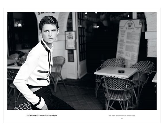 Книга-фотоальбом про моду та стиль, модний дім Шанель Chanel: The Karl Lagerfeld Campaigns. Patrick Mauriès | Зображення 2