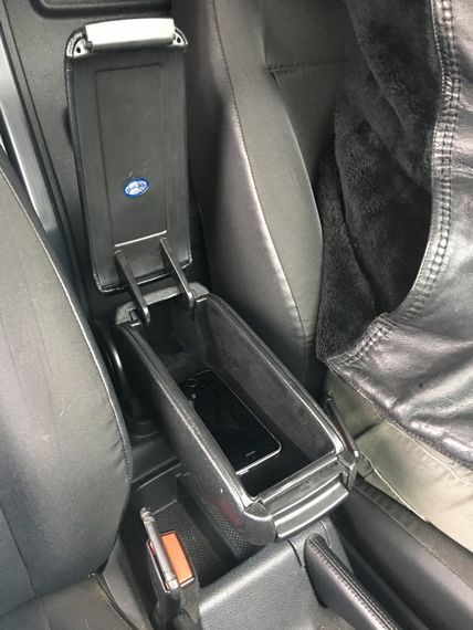 Подлокотник V1 (в подстаканник) Черный для Volkswagen Caddy 2004-2010 гг | Зображення 6