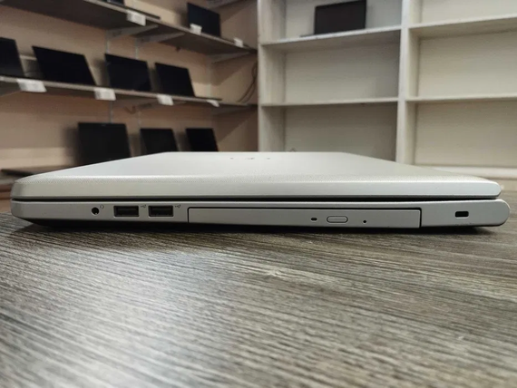Ноутбук Dell Inspiron 5755 17.3''FHD/AMD A10-8700B/16Gb/256GB SDD | Зображення 5