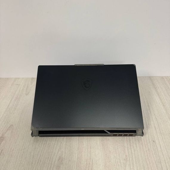Ігровий ноутбук MSI Cyborg 15 A12UC / 15.6" (1920x1080) IPS / Intel Core i5-12450H (8 (12) ядер по 3.3 - 4.4 GHz) / 16 GB DDR5 / 512 GB SSD / nVidia GeForce RTX 3050, 4 GB GDDR6, 128-bit / WebCam б/в | Зображення 5