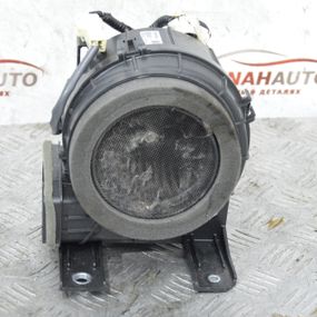 Вентилятор акумулятора 1.5 Toyota Yaris III 2014-2019 Вентилятор батареї АКБ Тойота Яріс 3 G9230-52010