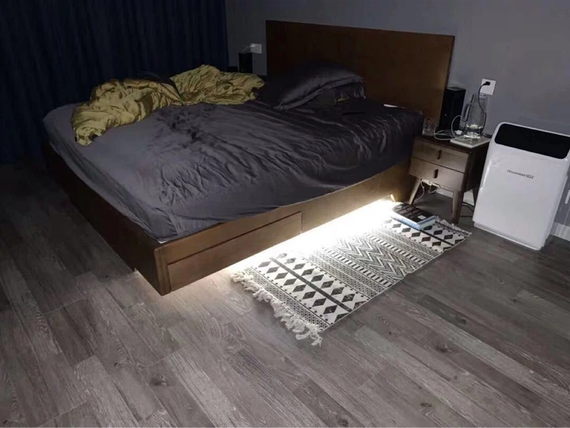 Светодиодная лента LED 5 вольт 3 метра на батарейках с датчиком движения, SMD 2835 нейтральный свет | Зображення 5