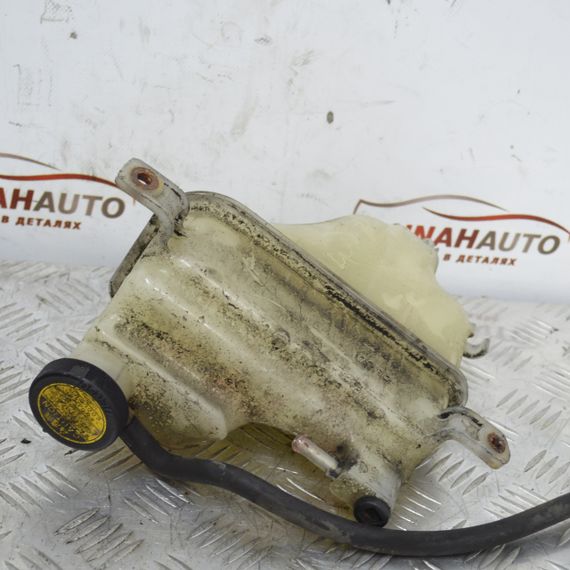 Розширювальний бачок Toyota Yaris 1999-2005 бак охолоджуючої рідини Тойота Яріс
