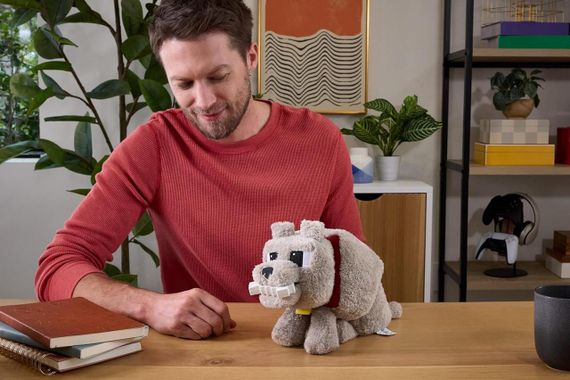 Мягкая интерактивная игрушка Волк Деннис из фильма Майнкрафт Оригинал Mattel Minecraft Dennis The Wolf | Зображення 9