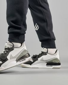 Кросівки Air Jordan Legacy 312 Low M White Black Grey , В'єтнам A1386 42 26.5