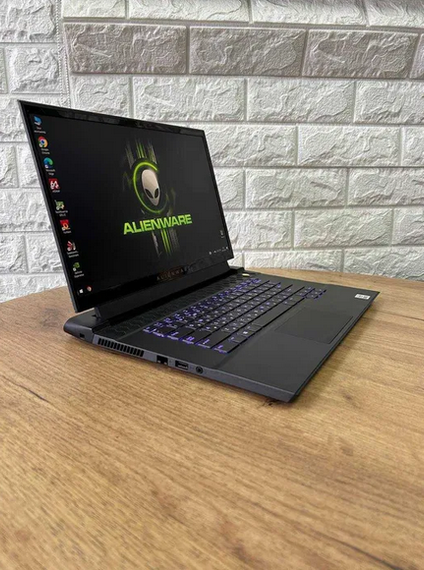 Ноутбук Dell Alienware m15 R4 15.6" 300Hz i7 10870H 16Gb SSD 512Gb RTX 3070  Б/В | Зображення 2