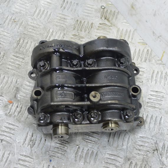 Масляний насос Mercedes W169 W245 2004-2012 Насос масла Мерседес в169 в245 A6400100436 | Зображення 1