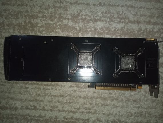 Дискретная видеокарта AMD Radeon HD 5970, 2 GB GDDR5, 256-bit / 2x DVI, 1x miniDP б/у | Зображення 2